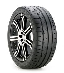 4个汽车轮胎充多少气好(汽车轮胎气压管理，如何为四个汽车轮胎充入适量的气)