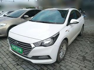 卖二手汽车大概多少钱啊(二手汽车价格解析，究竟能卖多少钱？