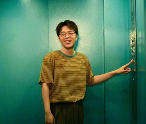 演员贾冰减肥成功瘦到脱相(贾冰减肥成功，瘦到脱相，重塑自我)