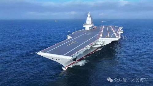 福建舰出镜 看子弟兵硬核“赛龙舟”福建舰亮相镜头下,子弟兵硬核赛龙舟展现军威) 福建舰出镜 看子弟兵硬核“赛龙舟”福建舰亮相镜头下,子弟兵硬核赛龙舟展现军威)