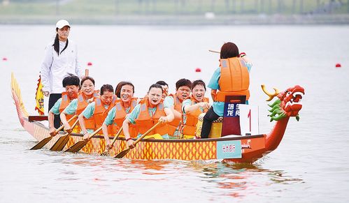 新疆旱地龙舟 主打没有一点水分(旱地龙舟，新疆旱地竞技的独特魅力与无水之舞)