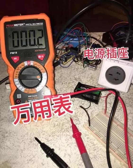 汽车万用表能测多少电压(汽车万用表，电压测量的深度解析)