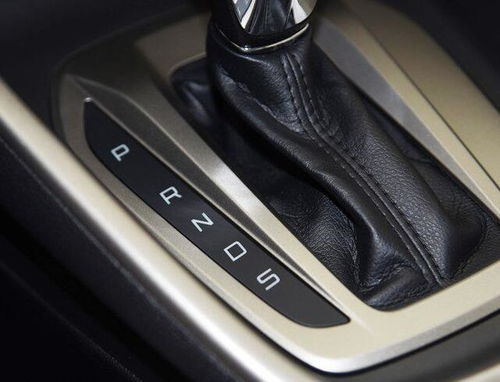 汽车挂n挡应该是多少转(汽车挂N挡转速多少转才合适？一篇文章带你了解)