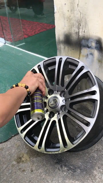 喷汽车轮毂多少钱一个(喷汽车轮毂价格解析，多少钱一个？