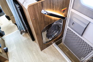 汽车空调水箱有多少个水(汽车空调水箱中的水数量解析)