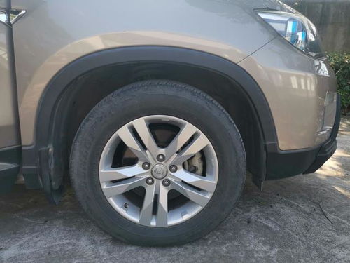 汽车中控大灯多少钱一个(汽车中控大灯的价格解析，多少钱一个？