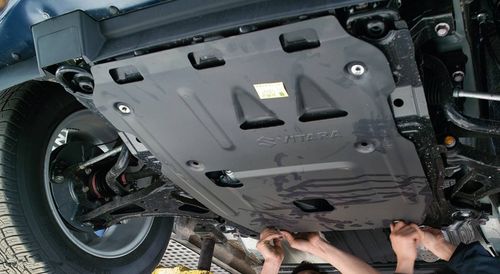 装汽车护板要多少钱一米(汽车护板安装费用详解，每米价格及影响因素)