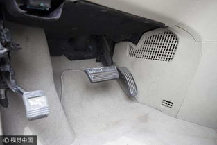 修复汽车脚垫多少钱一套(汽车脚垫修复成本与费用分析，一套脚垫修复需要多少钱？