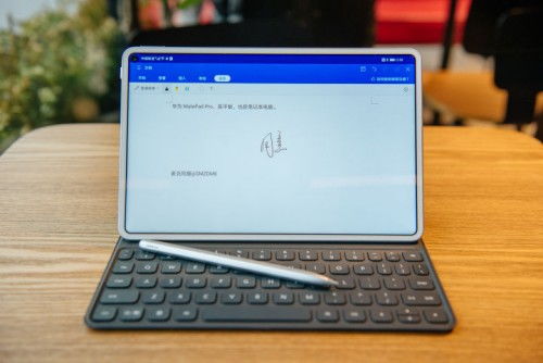 华为vr电脑评测怎么样(华为VR电脑评测，体验与性能的综合评价)