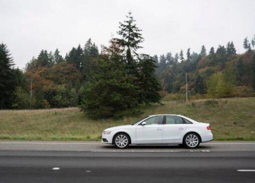 四个小时汽车耗多少油啊(汽车行驶四小时耗油量揭秘)