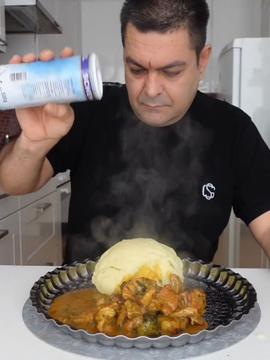 印度富人的家庭晚餐(印度富人的家庭晚餐，美食、传统与文化的交织)