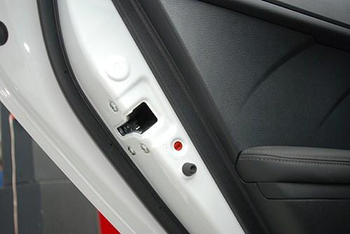 西山区换汽车锁电话多少(西山区汽车锁更换服务热线解析)