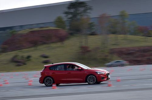 c20r汽车门多少钱(探究C20R汽车门的价值,价格分析与解读) c20r汽车门多少钱(探究C20R汽车门的价值,价格分析与解读)