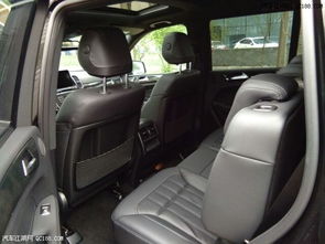 每排三座的汽车多少钱(每排三座的汽车价格解析)