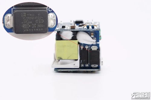 汽车充电器加电容多少钱(汽车充电器加电容的价格解析)