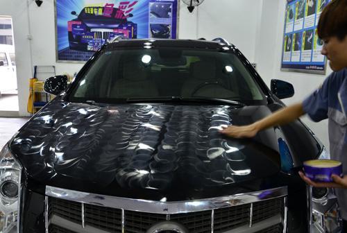 给汽车打蜡可以吗多少钱(汽车打蜡,价值与价格的完美结合) 给汽车打蜡可以吗多少钱(汽车打蜡,价值与价格的完美结合)
