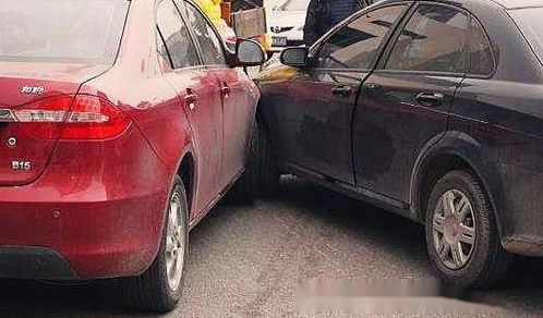 汽车全车喷漆多少钱一台(汽车全车喷漆价格解析，费用究竟是多少？