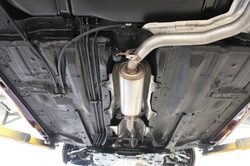 汽车底盘漏水修理多少钱(汽车底盘漏水修理费用解析) 汽车底盘漏水修理多少钱(汽车底盘漏水修理费用解析)