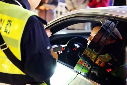 汽车两年未年检罚多少分(汽车两年未年检罚多少分，深入了解相关法规与后果)