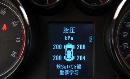 怎样查汽车轮胎胎压多少(如何查汽车轮胎胎压多少，方法与注意事项)
