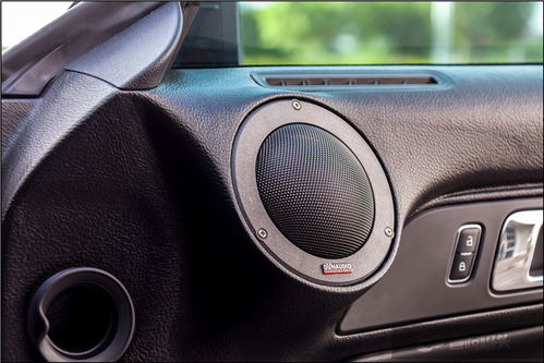 汽车音响有多少个功能的(汽车音响的功能多样性，深入了解现代汽车音响的多个特点)