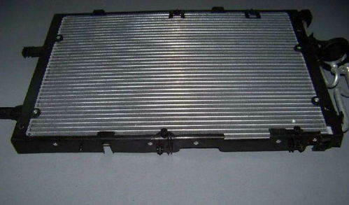 换冷凝器多少钱小汽车(小汽车换冷凝器的费用分析)