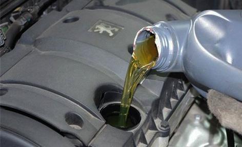 汽车机油一般不少于多少(汽车机油一般不少于多少—机油的重要性及其合理用量) 汽车机油一般不少于多少(汽车机油一般不少于多少—机油的重要性及其合理用量)