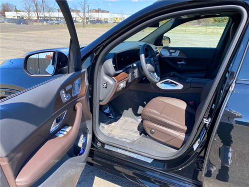 东南汽车收纳盒多少钱(东南汽车收纳盒价格解析)