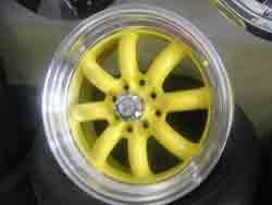 广东汽车改装轮毂多少钱(广东汽车改装轮毂价格解析，费用、因素与注意事项)