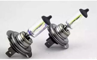 汽车转向灯泡有多少个孔(汽车转向灯泡的孔数研究，探索与理解)