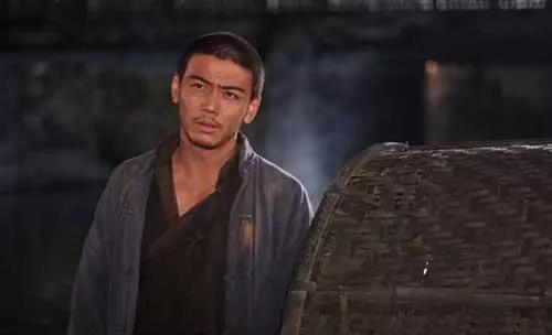 仙桃汽车喷漆多少钱一次(仙桃汽车喷漆价格解析，喷漆一次究竟多少钱？