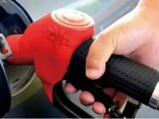 汽车打气筒加多少升汽油(汽车打气筒与汽油添加，知识详解)