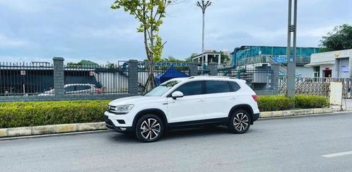 途岳改装汽车影像多少钱(途岳改装汽车影像，价格与深度解析)