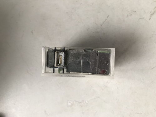 华为电脑充电器怎么撬开(华为电脑充电器撬开指南)