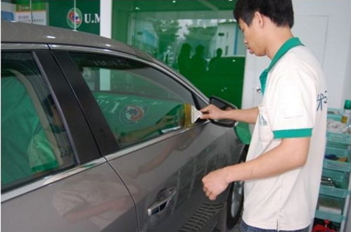 汽车主副玻璃膜多少钱贴(汽车主副玻璃膜贴装费用解析)