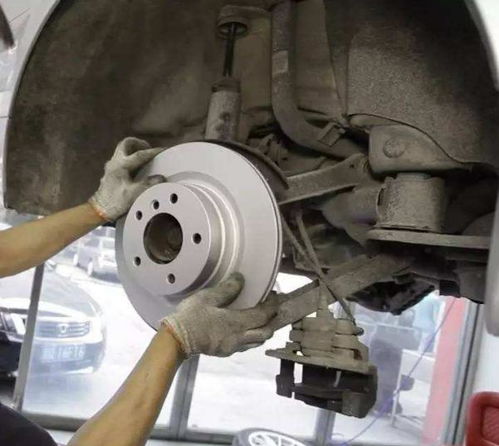 汽车刹车盘更换要多少钱(汽车刹车盘更换费用详解，多少钱才是合理的？