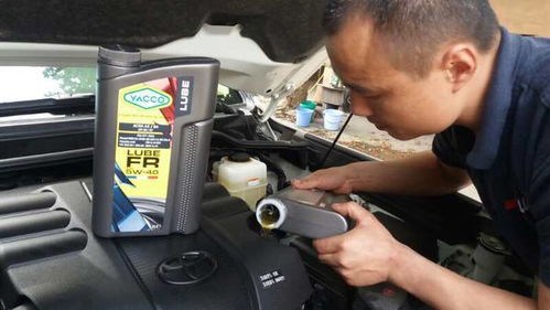 汽车10公里加多少机油(汽车行驶10公里后机油消耗量的探究)