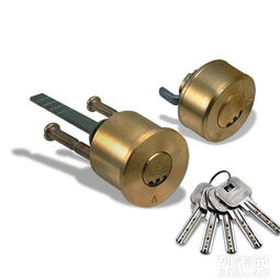 北京换汽车锁芯多少钱啊(北京汽车锁芯更换费用详解)