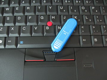 外接u盘怎么用华为电脑(华为电脑外接U盘使用指南) 外接u盘怎么用华为电脑(华为电脑外接U盘使用指南)