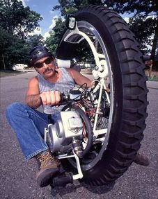 汽车秒变加特林多少钱(汽车秒变加特林，现实与幻想的交织，究竟需要多少钱？