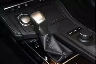 汽车5档多少公里换一次(汽车保养知识详解，汽车5档变速器油的更换周期与条件)