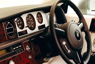 汽车一天加多少汽油合适(汽车一天加多少汽油合适，探究合理油耗与影响因素)