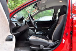 莲花汽车换触摸屏多少钱(莲花汽车触摸屏更换费用解析)