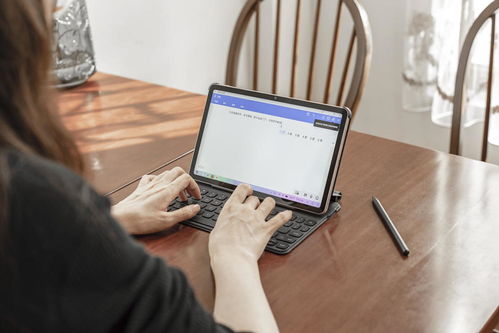 怎么弄电脑壁纸华为平板(华为平板壁纸定制与更换，轻松掌握电脑壁纸设置技巧)