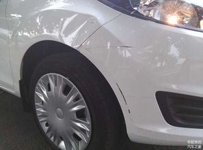 汽车蹭了个坑要多少钱(汽车蹭了个坑要多少钱，解析修复成本与因素)