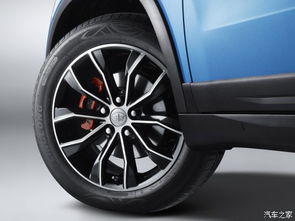 汽车轮毂刮到了要多少钱(汽车轮毂刮伤修复费用解析)