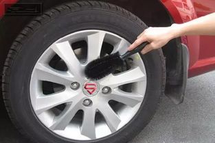 汽车轮毂刮到了要多少钱(汽车轮毂刮伤修复费用解析)
