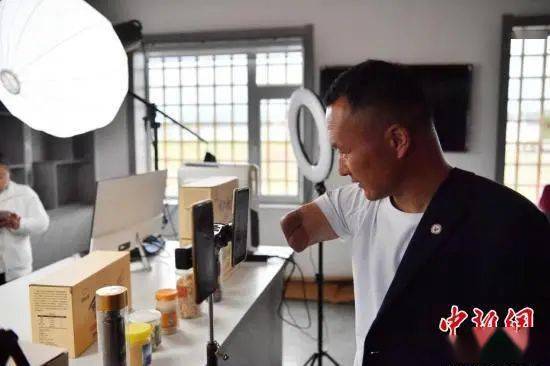 猫哥直播华为电脑怎么下载(猫哥直播中的华为电脑下载指南)