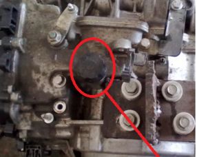 汽车自动变速箱加多少油(汽车自动变速箱加油量的准确掌握)