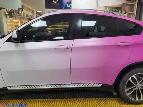 贴汽车改色膜多少钱左右(汽车改色新风尚，贴汽车改色膜的费用解析)